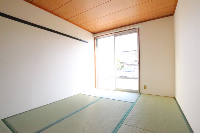 その他部屋・スペース　６帖　和室　収納付き
