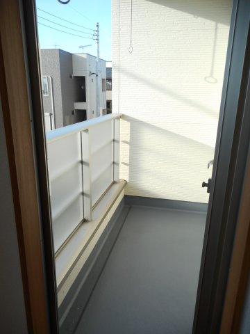 バルコニー　バルコニーがあります