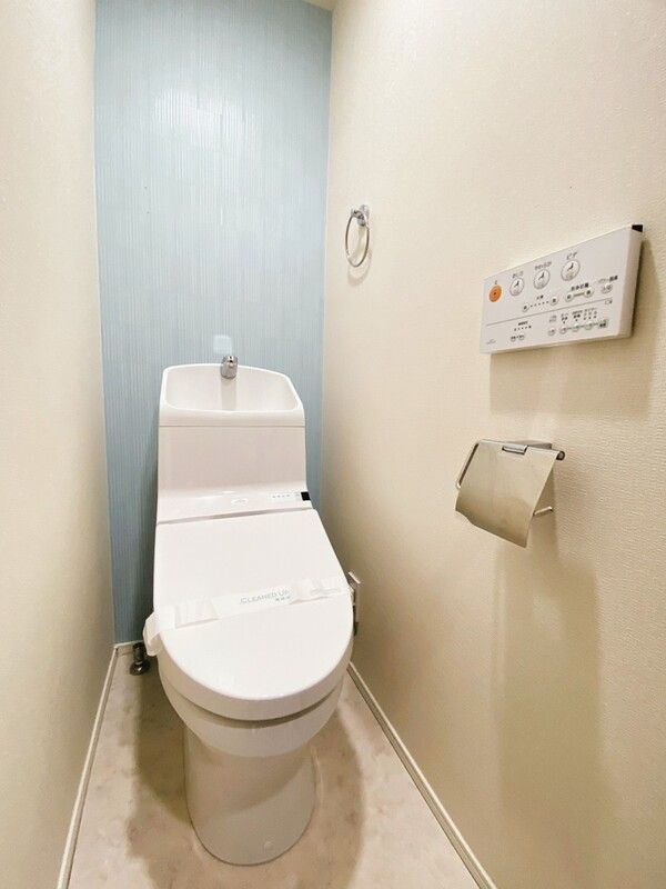トイレ　同タイプのお部屋の写真になります