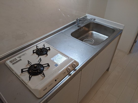 キッチン　※別部屋の写真です