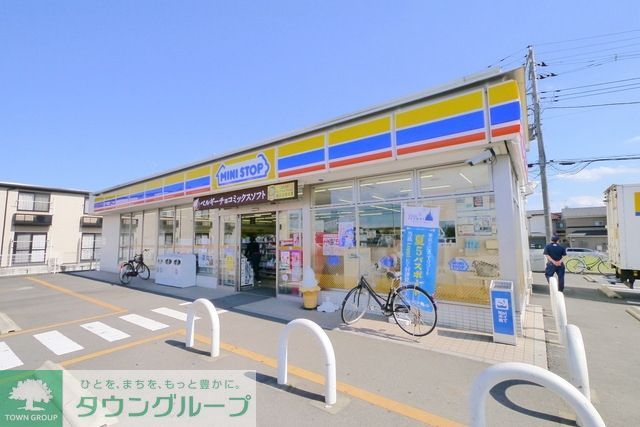 コンビニ　ミニストップ日高高校前店（コンビニ）まで174m