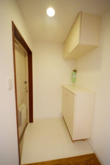 玄関　別部屋参考写真