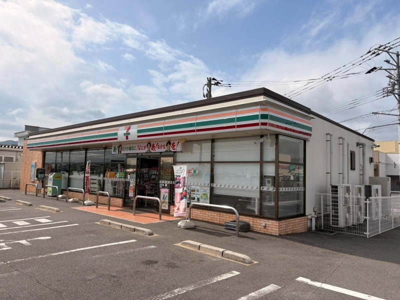 コンビニ　セブンイレブン小倉上曽根新町店（コンビニ）まで1444m