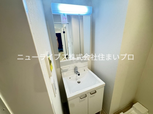 イノベ寝屋川大利町の内装写真