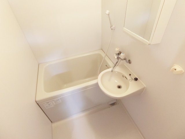 ハッコービルの風呂写真