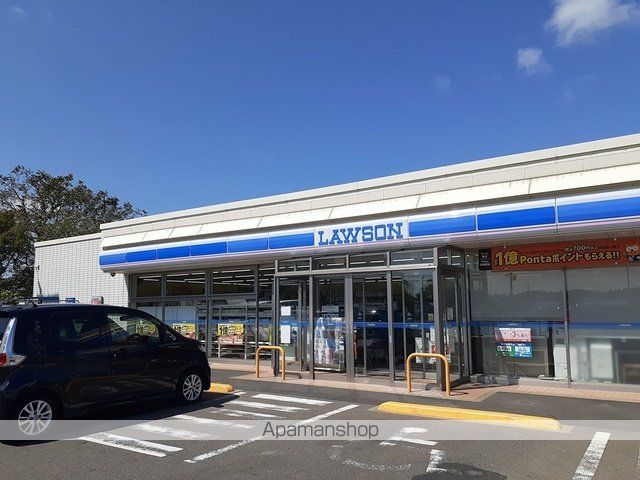 コンビニ　ローソン能代鰄渕店（コンビニ）まで341m