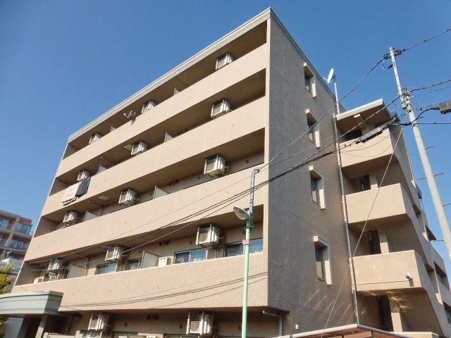 ヴィラフロレスタの外観写真