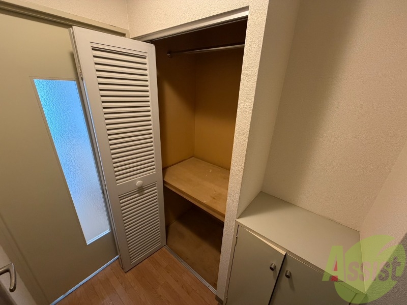 収納　収納がありました。お洋服や荷物はここへ！