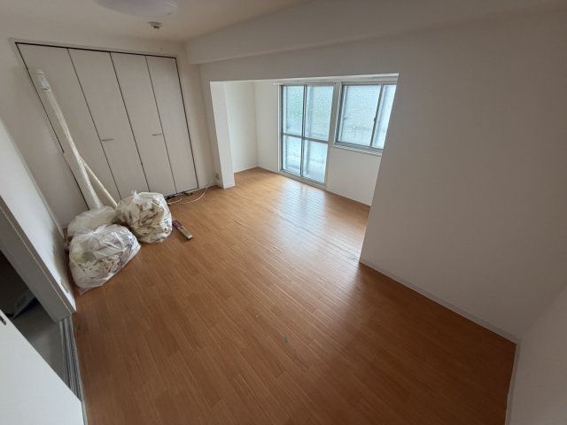 マンション香櫨園駅前の居間写真
