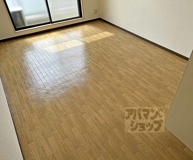 シティハウス丹波橋の居間写真
