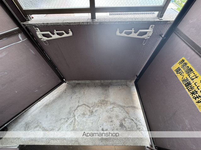 広島電鉄宇品線 日赤病院前駅 徒歩11分 5階建 築40年の内装写真