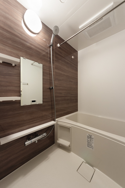 バス・シャワールーム　※写真は同タイプ住戸です。