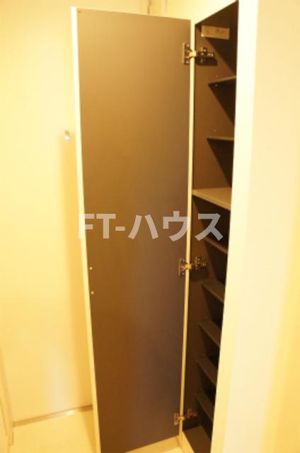 京成松戸線 前原駅 徒歩9分 3階建 築9年の玄関写真