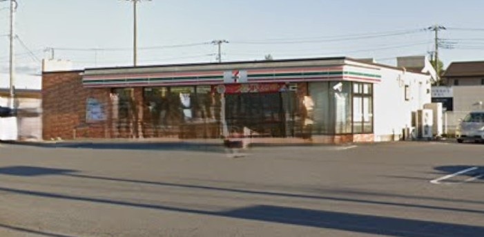 コンビニ　セブンイレブン 水海道内守谷店（コンビニ）まで694m