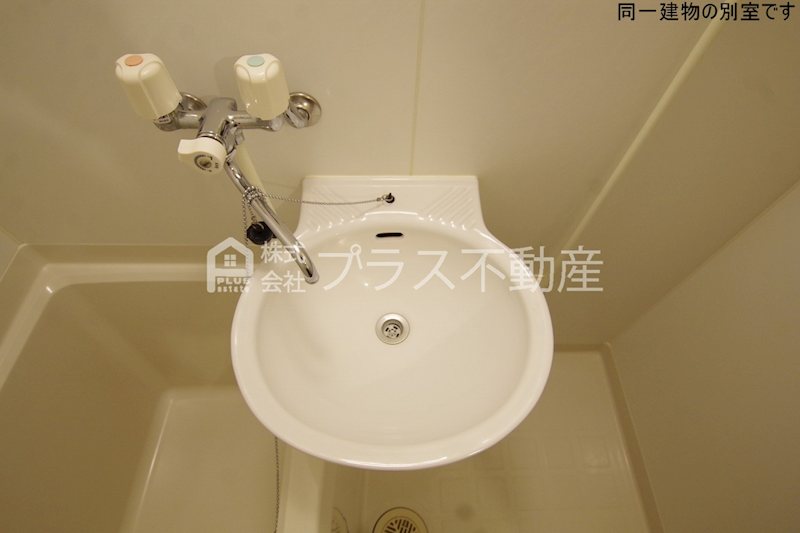 レオパレスラ リヴィエールの内装写真