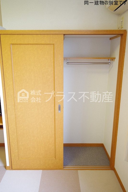 レオパレスラ リヴィエールの内装写真
