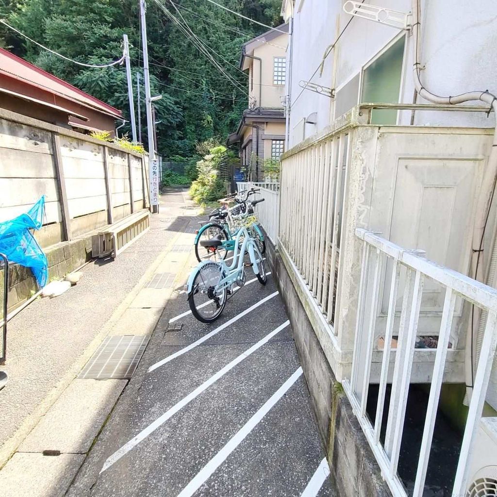 ＪＲ京浜東北線 大船駅 徒歩15分 2階建 築33年の外観写真
