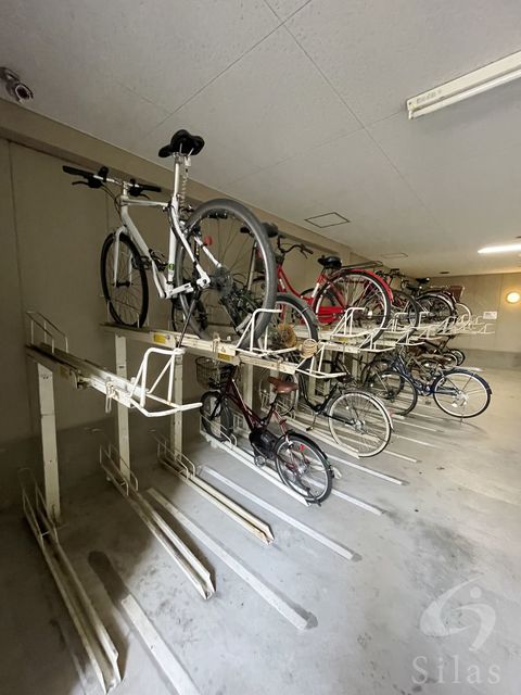 ＪＲ片町線 放出駅 徒歩13分 8階建 築21年の外観写真