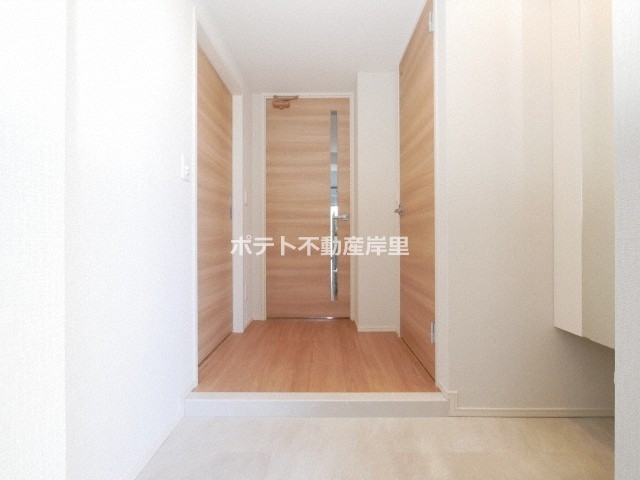 KOUKEN BLDGの玄関写真