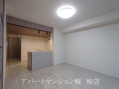 居室・リビング　同施工会社、同型タイプです