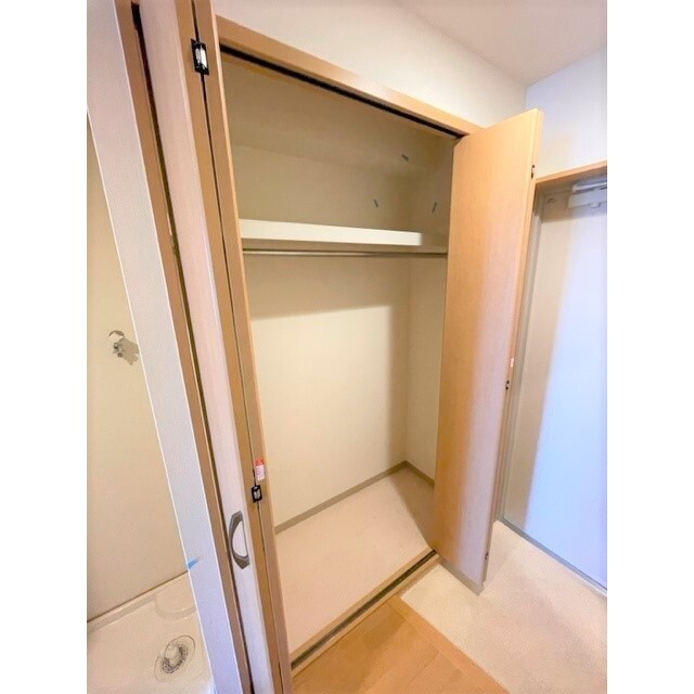 その他設備　廊下収納