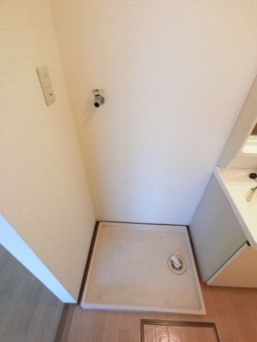 ＪＲ成田線 成田駅 バス乗車時間：30分 最寄りバス停で下車 徒歩2分 2階建 築30年のその他写真