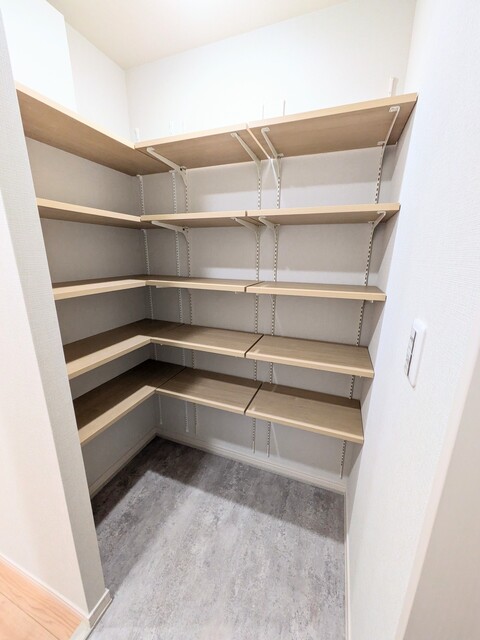 玄関　シューズインクローゼット