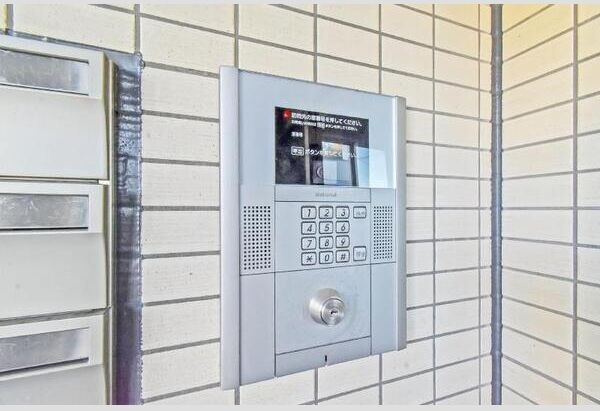 セキュリティ　初期費用分割可★ご希望の場所まで無料送迎サービス付♪