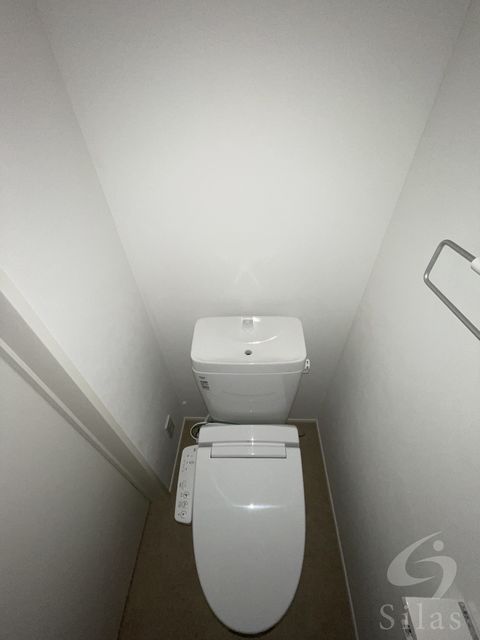 阪神本線 尼崎駅 徒歩6分 3階建 築4年のトイレ写真