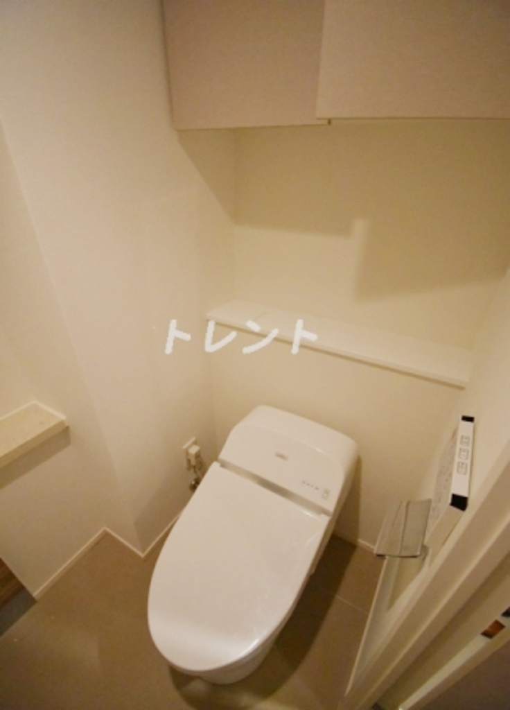 東京メトロ有楽町線 月島駅 徒歩4分 8階建 築12年のトイレ写真