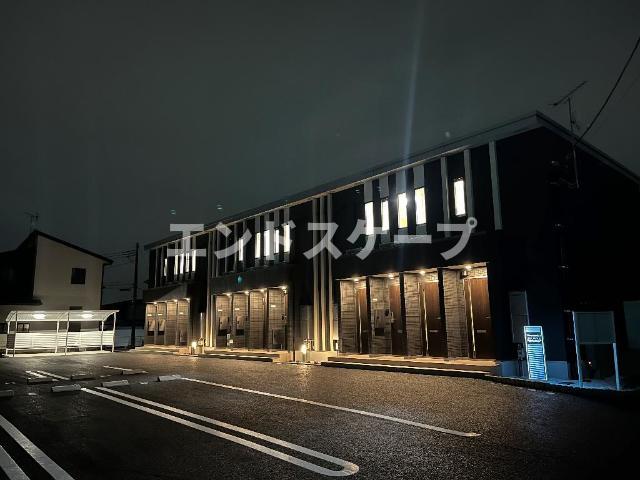 その他共有部分　外観写真（夜） 高崎、前橋のお部屋探しはエンドスケープまで！