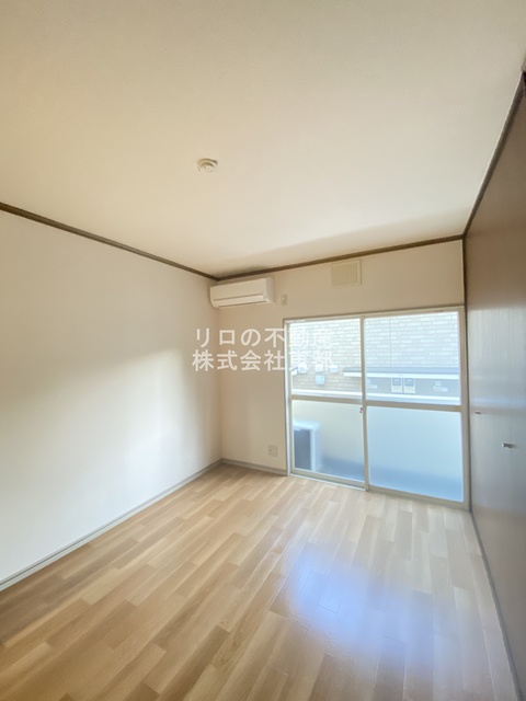 居室・リビング　南向きで日当たり良好なお部屋！暖かな日差しが入ります♪