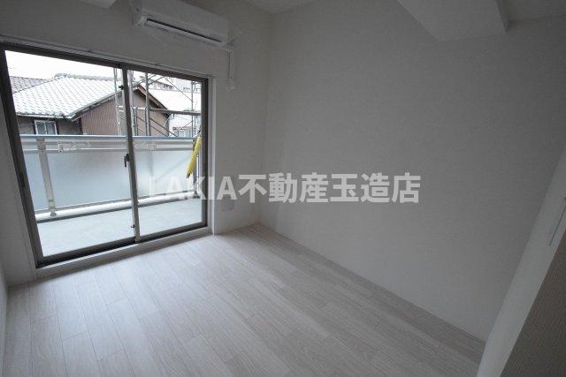 ＪＲ大阪環状線 玉造駅 徒歩3分 15階建 築6年の居間写真