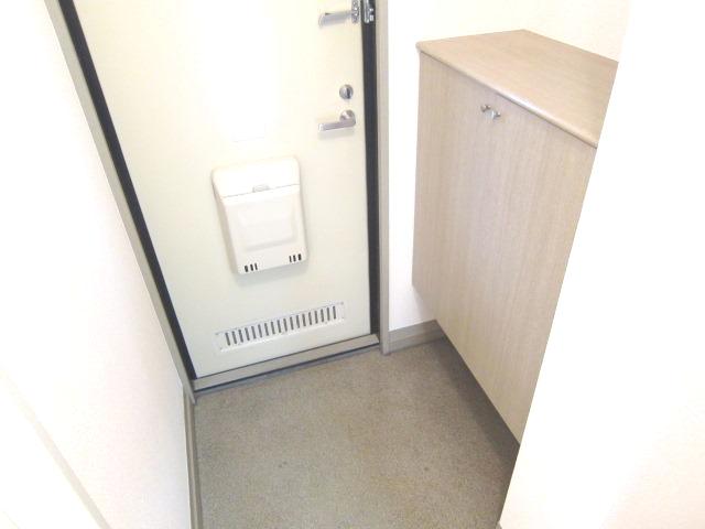 玄関　別号室の参考写真です。