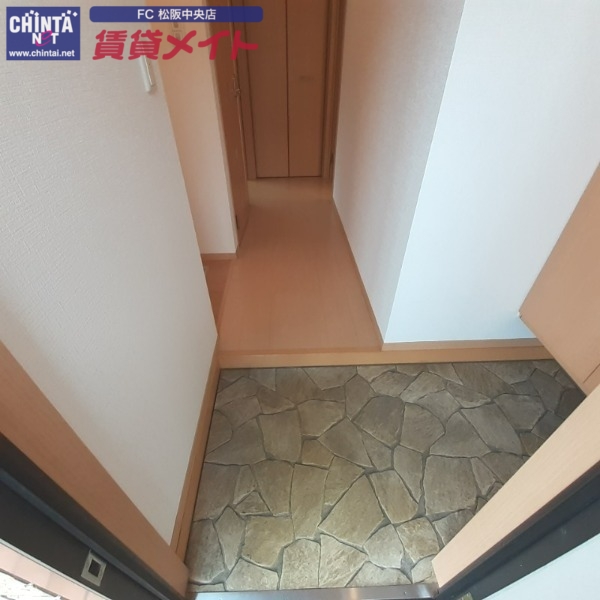 玄関　同型参考写真