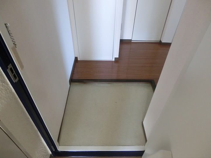 玄関　別号室の参考写真です。