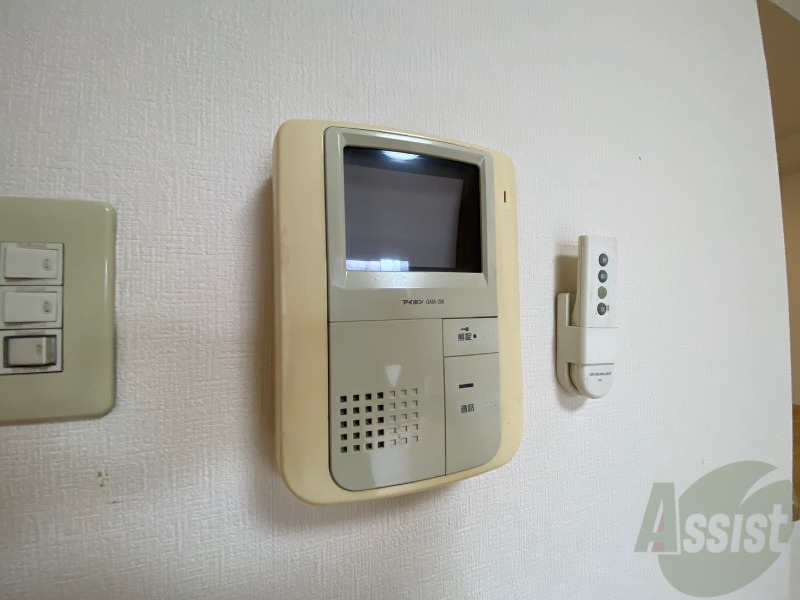 セキュリティ　インターホンで来客確認ができます。安心ですね。