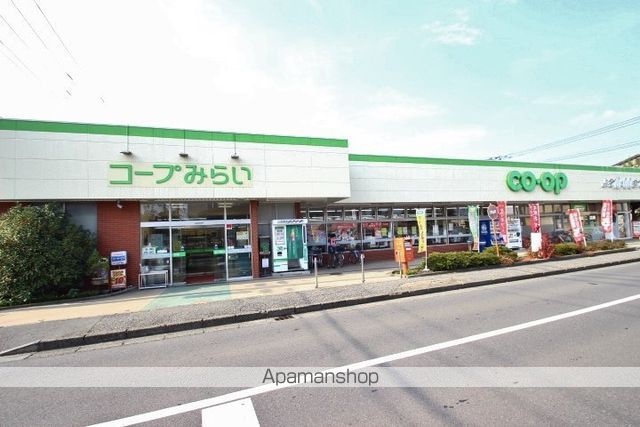 コンビニ　セブンイレブン（コンビニ）まで400m