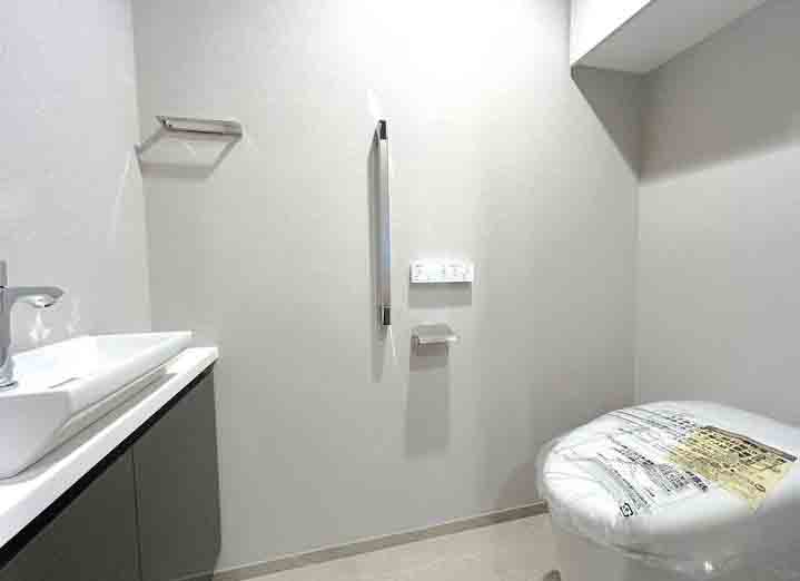 ＪＲ山手線 品川駅 徒歩13分 34階建 築1年のトイレ写真
