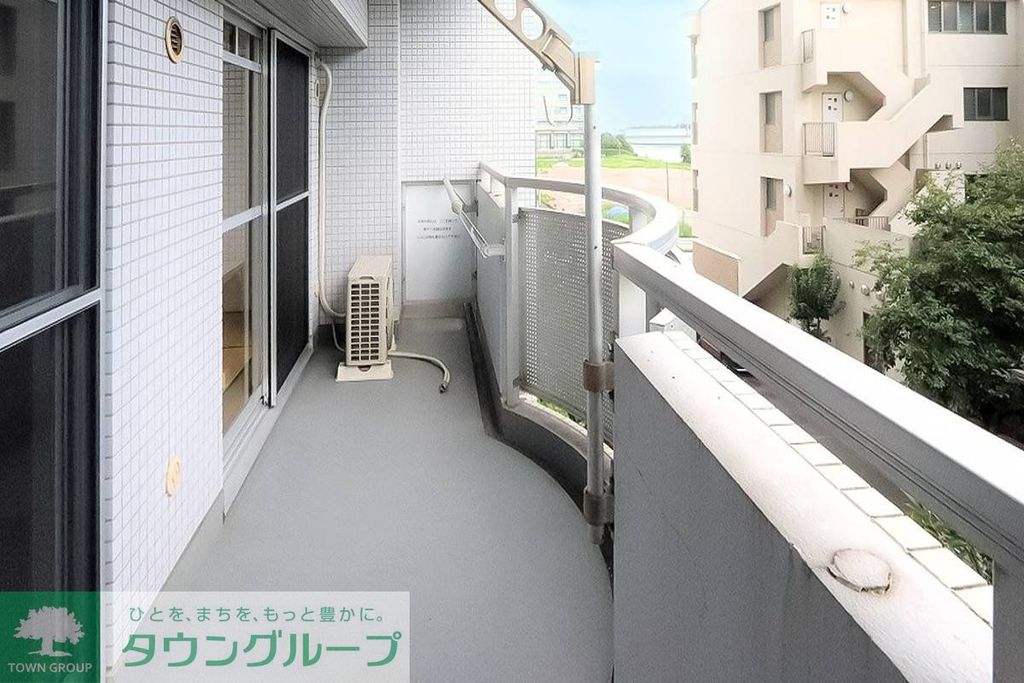 バルコニー　バルコニー
