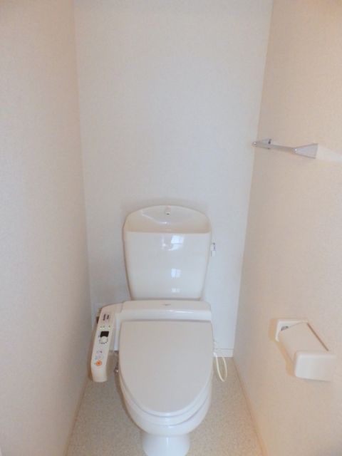 プロシードK A棟のトイレ写真