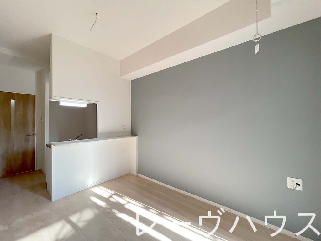 ＪＲ鹿児島本線 吉塚駅 徒歩4分 9階建 築5年の居間写真