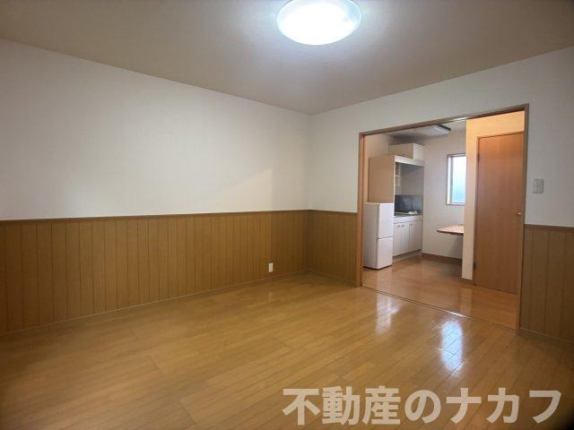 サンライズIWAKOSOの居間写真