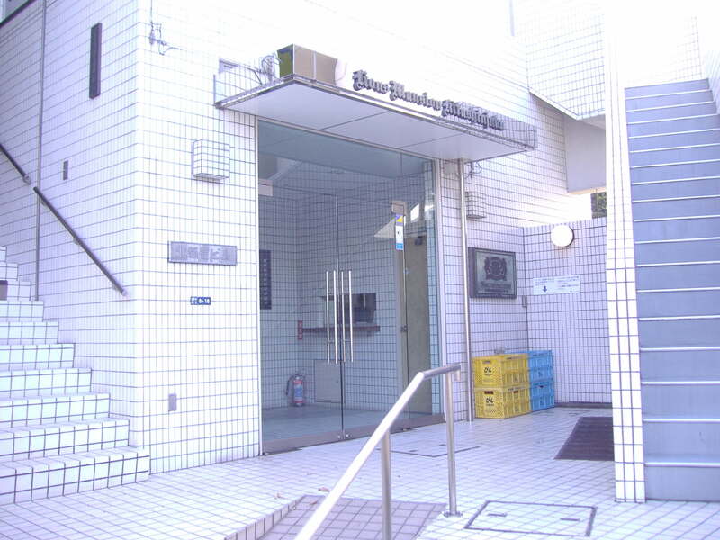 ライオンズマンション北新宿の外観写真