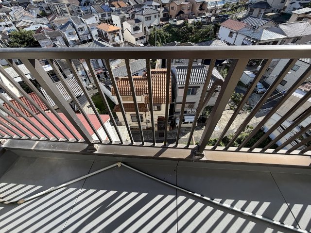 地下鉄西神・山手線 長田駅 徒歩17分 4階建 築38年の内装写真