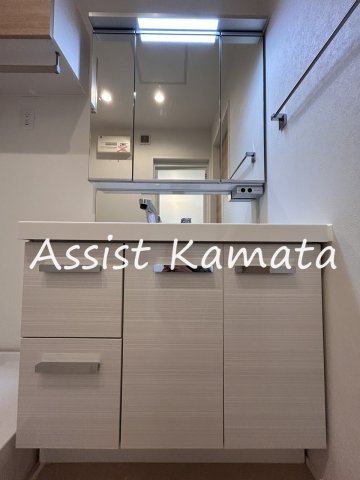 東急池上線 御嶽山駅 徒歩11分 3階建 築8年のトイレ写真