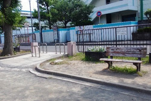 公園　西町公園（公園）まで2013m