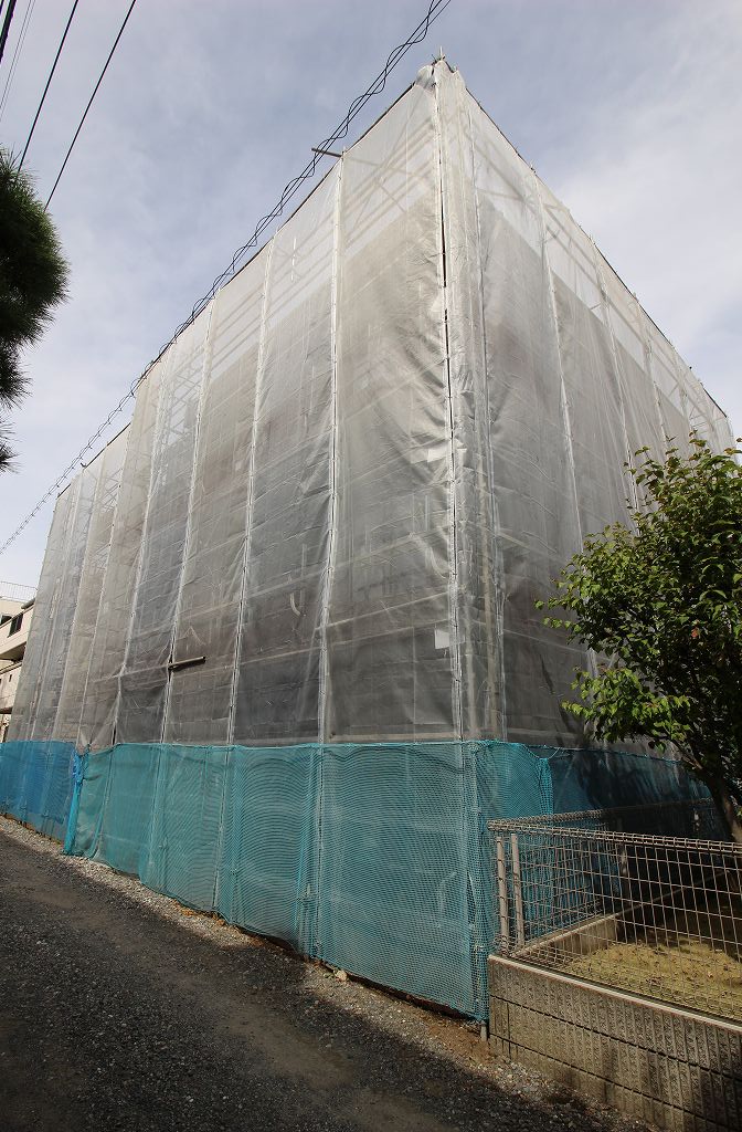 建物外観　建築中