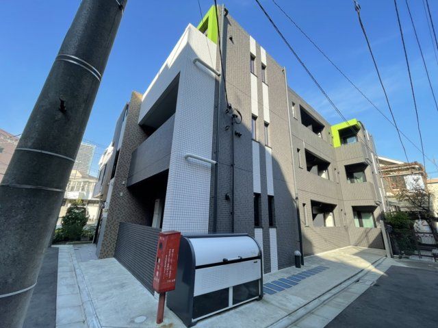 モダンアパートメント武蔵小山の外観写真