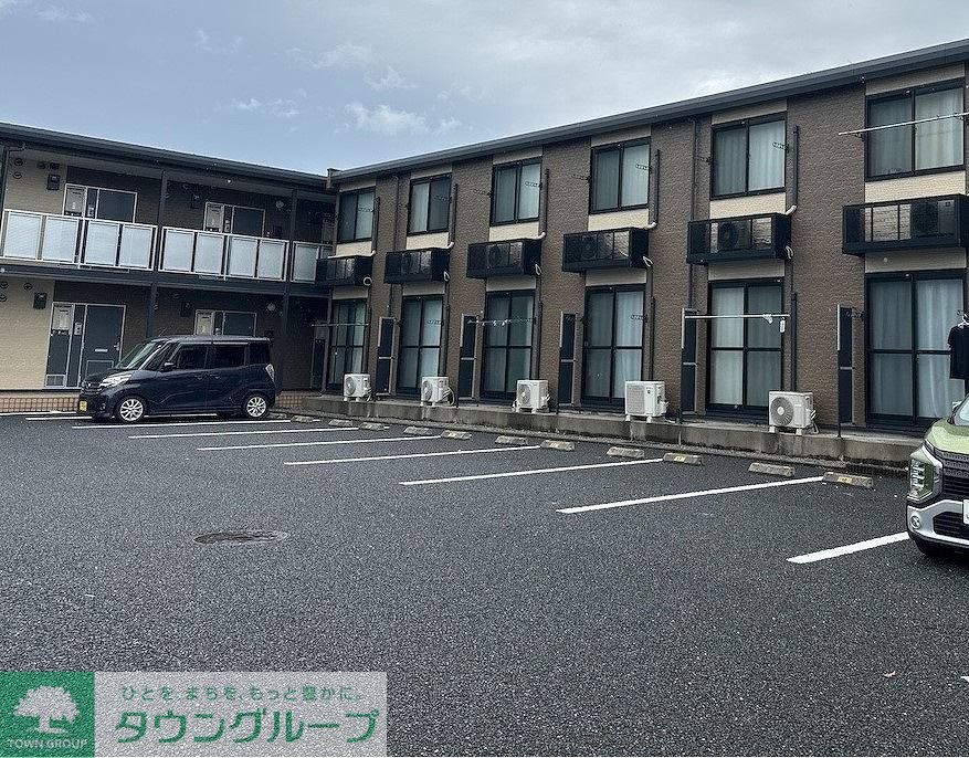 レオパレスインターハイツの外観写真